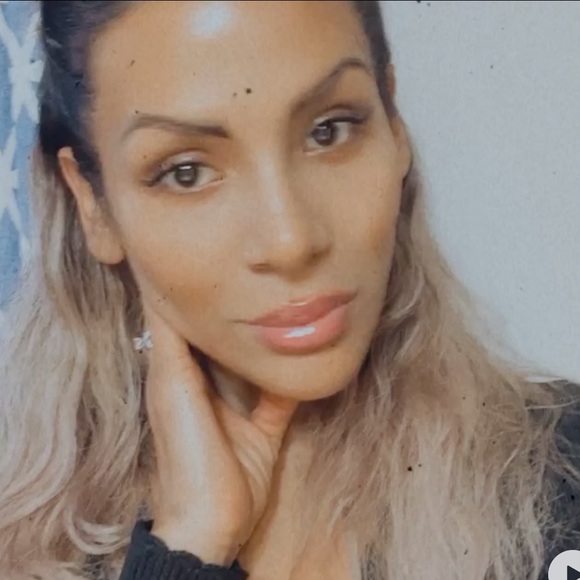 Meet your Posher, Rosa - Picture 1 of 1